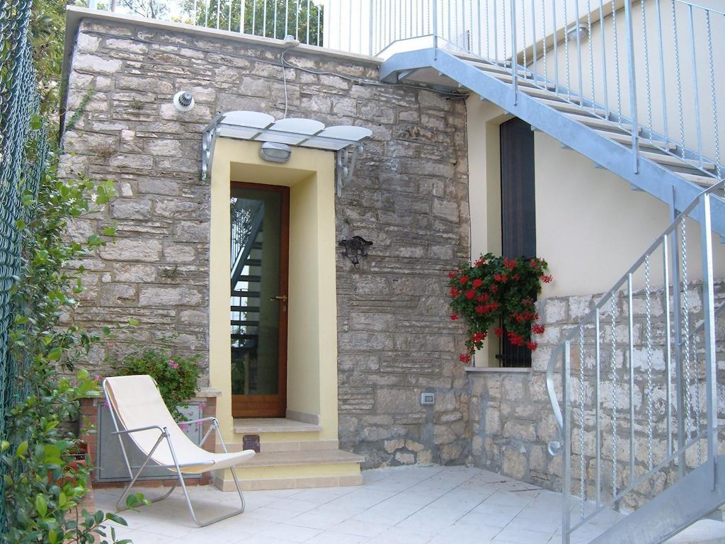 Apartamento Casa Titty Serre Di Rapolano Habitación foto