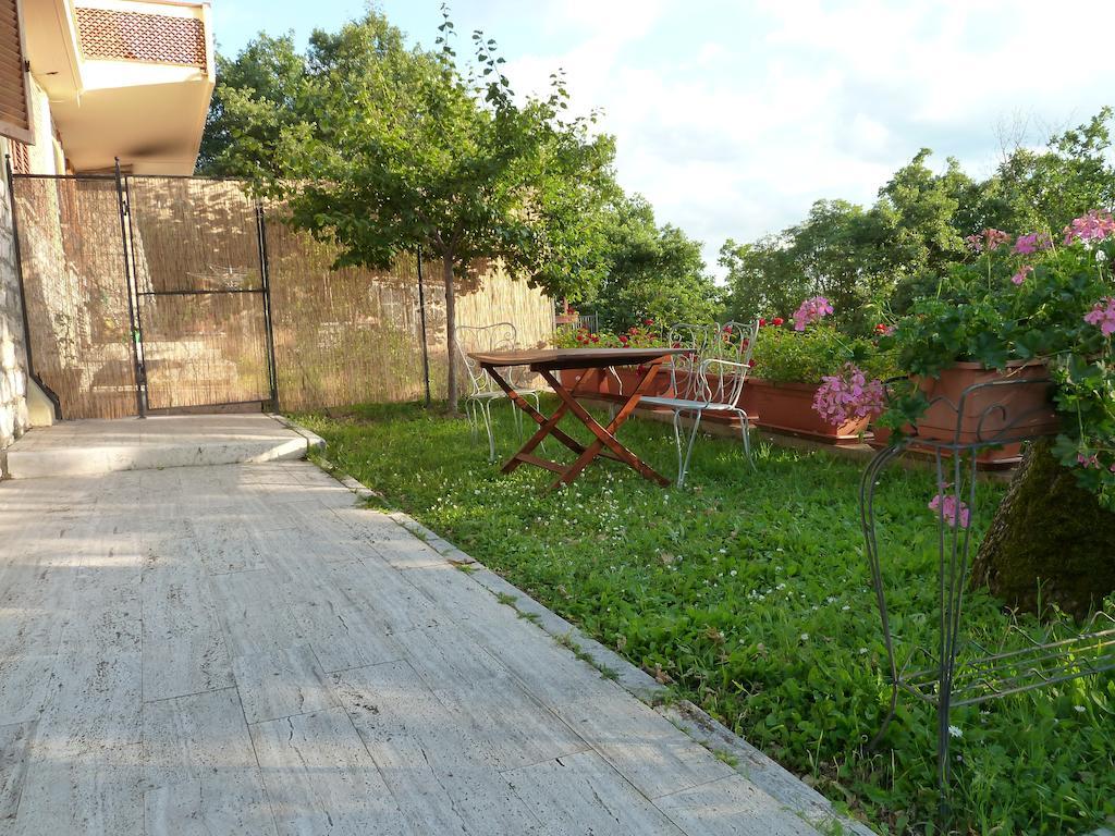 Apartamento Casa Titty Serre Di Rapolano Habitación foto
